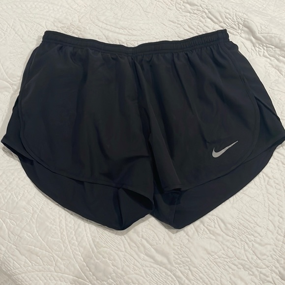 Nike Pants - Nike athletic shorts size L, EUC, black
